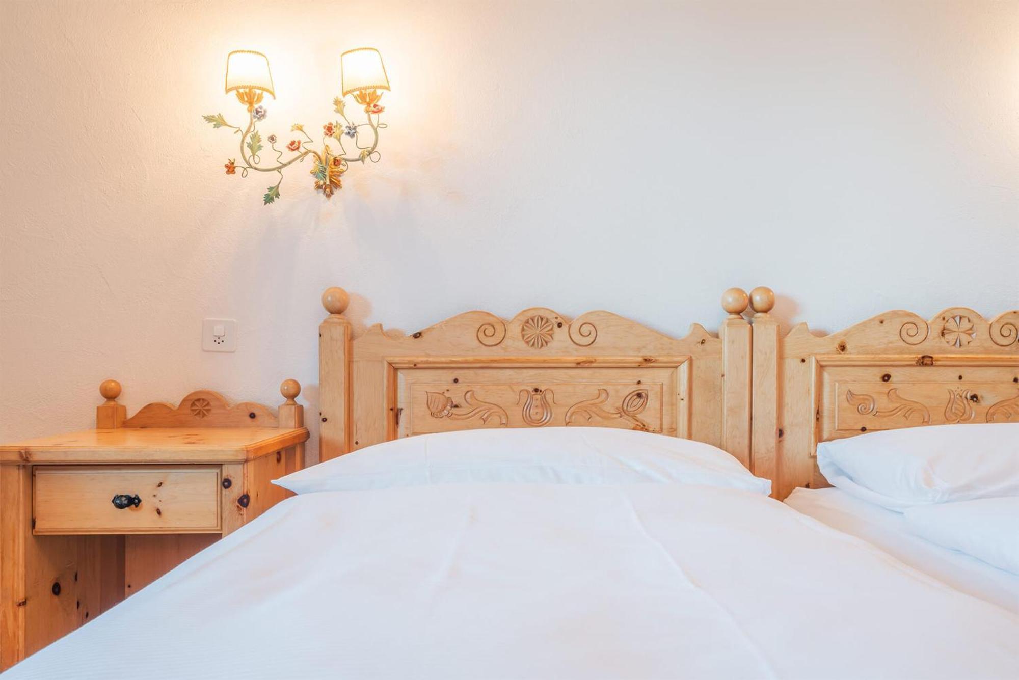 Hotel Corvatsch - Web Check-In Санкт-Моріц Екстер'єр фото